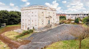 Georgian House And Apartment Conversion