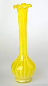 White Swirl Pattern Glass Vase