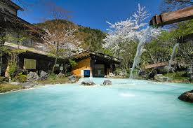 Shirahone Onsen Chubusangaku National