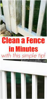 Quickly Cleaning Vinyl Fences