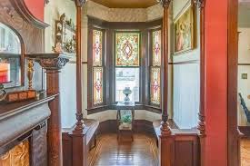 These 7 Homes Have Stained Glass To Die