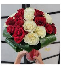 Glam Goddess Red White Roses Send