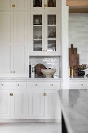 Benjamin Moore Creamy White On Cabinet