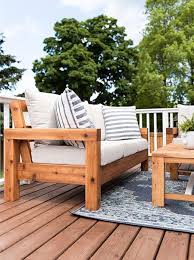 Make A Modern Outdoor Patio Set