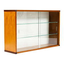 Wooden Wall Mounted Display Case 32ʺw