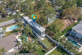 Florida Homeowner Who Built His Skinny