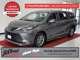 Used 2023 Toyota Sienna Xle In Waite