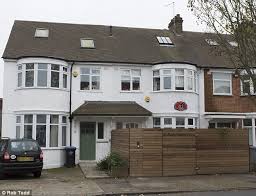 North London Architect Puts Fence