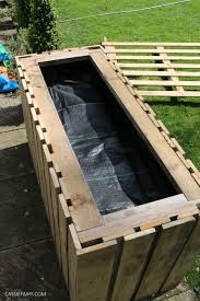 Garden Diy Upcycled Pallet Planter