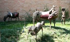 In Pics Made Of Waste Metal Sculptor