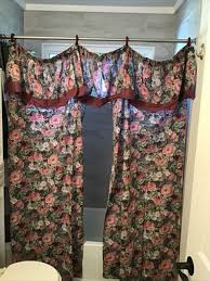 Waverly Cottage Fl Shower Curtains