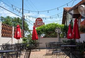 Outdoor Dining In Austin