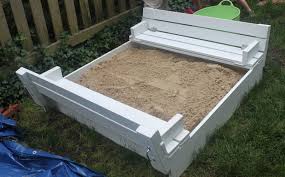 Sandbox With Build In Seats Plans