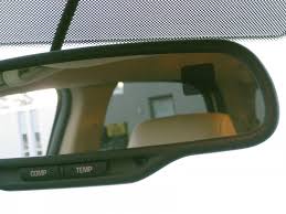 Common Auto Glass Features Windshield