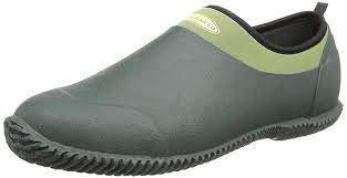 Best Gardening Shoes For Men And Women