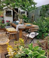 95 Small Yet Cool Patio Decor Ideas