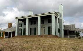 Fictional Southern Mansion