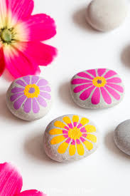 Colourful And Easy Flower Painted Rocks