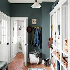 Rooms With Light Walls Look Larger Yes