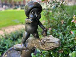 Mr Lizard And Gumnut Baby Statue