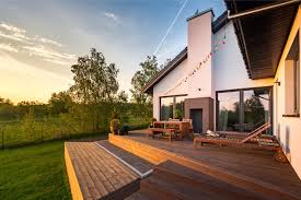 How To Choose The Perfect Deck Color