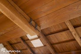 wooden beams for la valvaraita