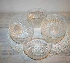 Fruit Bowls 8 Pieces Italian Art Glass