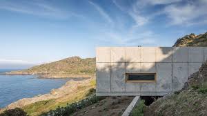 Antonio Molina Design Concrete House