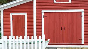 15 Exterior Paint Colors To Spruce Up A