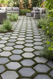 40 Backyard Ideas With Pavers