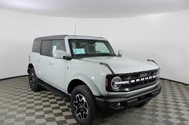 New 2023 Ford Bronco Outer Banks 4d