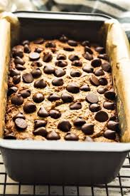 4 ing chocolate oat banana bread