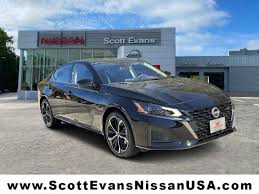2017 Nissan Altima Packages Photos