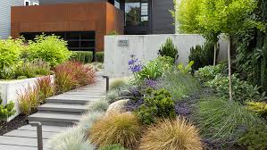 Entryway Gardens 3 Destinctive