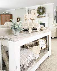 33 Farmhouse Sofa Table Décor Ideas