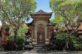 Photo Balinese Style Entry Gate