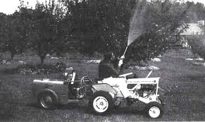 Allis Chalmers Garden Tractors