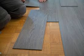 Hardwood Vs Vinyl Flooring Pros