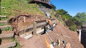 Belmont Hillside Concrete Retaining