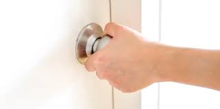How To Fix A Stuck Door Knob A Simple