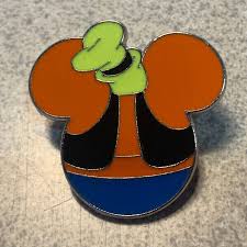Disney Pin Goofy Mickey Mouse Icon