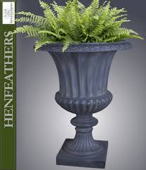 Grand Fluted Venetian Urn Extra Large