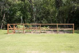 33 Garden Fence Ideas For Simple To
