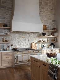 31 Farmhouse Kitchen Ideas That Are