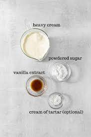 Vanilla Whipped Cream Easy 5 Minute