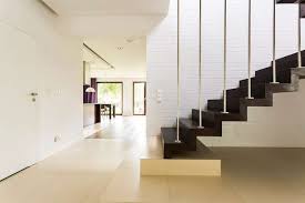 10 Stunning Staircase Wall Design Ideas