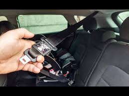 Install And Remove The Middle Seat Belt