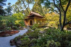 28 Japanese Garden Design Ideas To