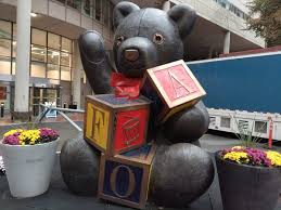 Fao Schwarz Teddy Bear Sculpture