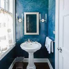 Blue Venetian Stucco Walls Bathroom